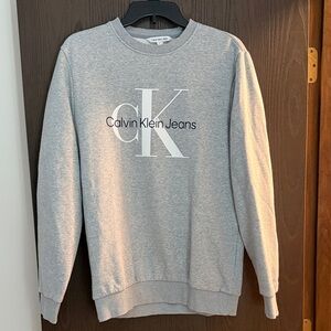 Calvin Klein Light Gray Crewneck Sweater